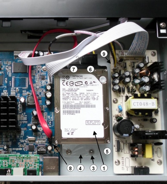 Datei:Coolstream NEO HDD Einbau Mainboard.jpg